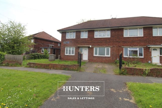 Thumbnail Flat to rent in Vale Head Mount, Knottingley