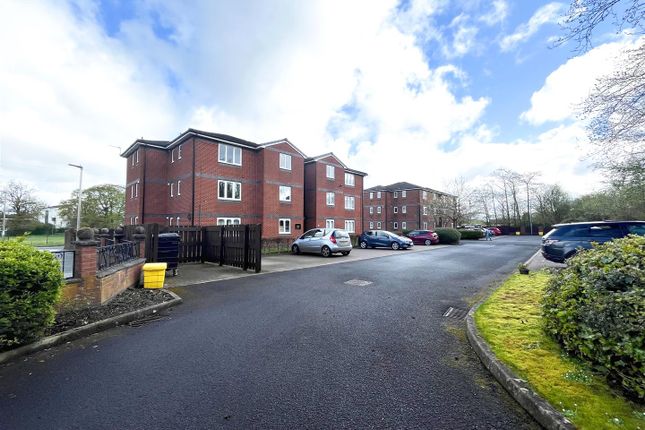 Thumbnail Flat to rent in Keats Drive, Macclesfield