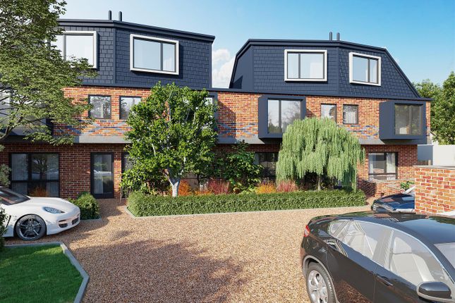 Thumbnail Town house for sale in Hatfield Road, St.Albans