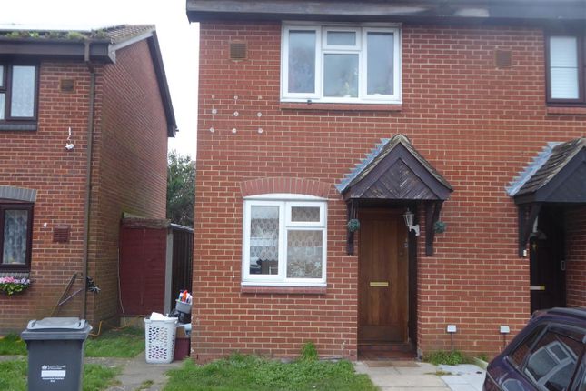Thumbnail Terraced house to rent in Linslade Close, Hounslow