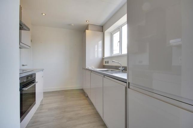 4, White Hart Court, St. Ives photo 4