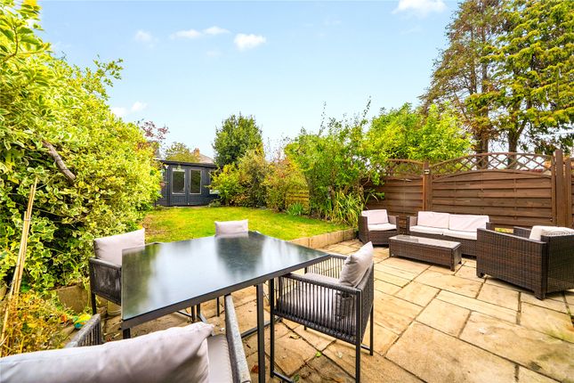 81, Tolworth Park Road, Surbiton photo 4