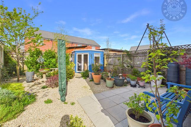 8, Craddock Avenue, Cornwall photo 5
