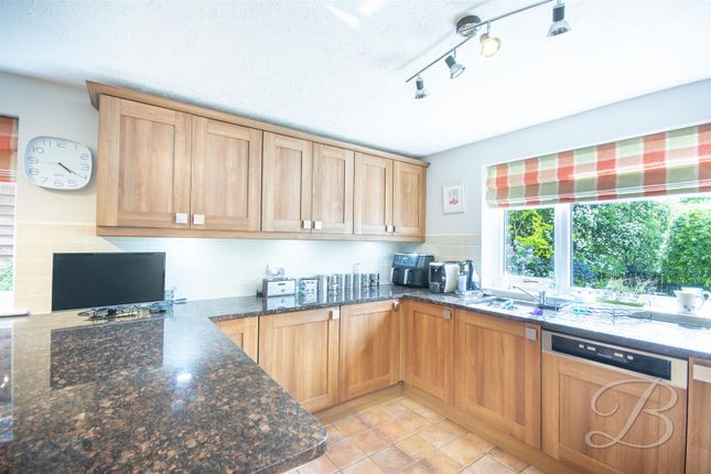7, Darleydale Close, Mansfield photo 4