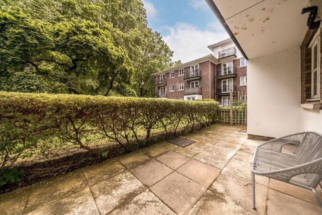 238, Brompton Park Crescent, London photo 4