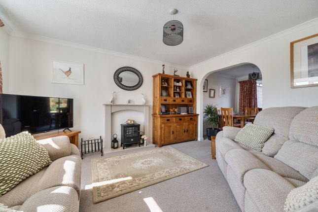 32, Helmstedt Way, Somerset photo 2