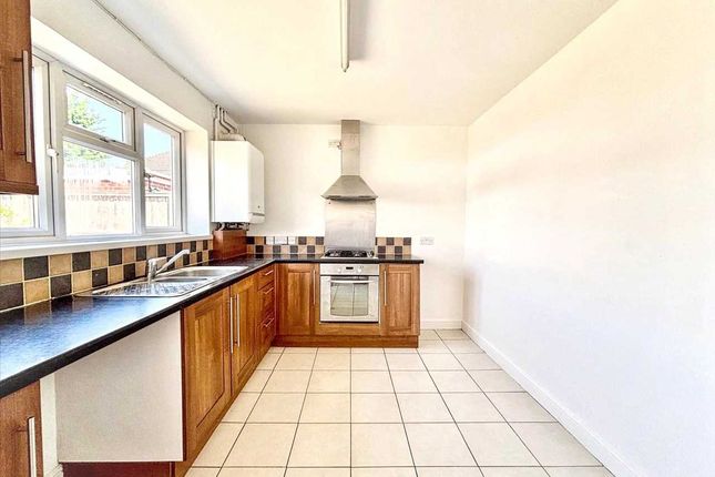 16, Cobden Street, Kirkby In Ashfield photo 4