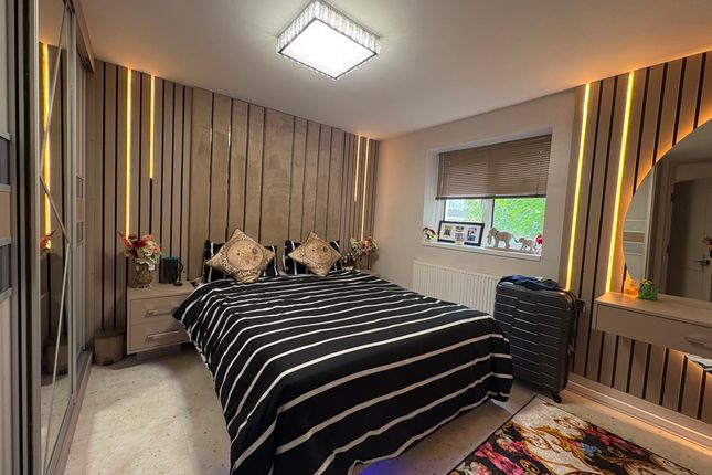 38 Convent Way, Southall photo 4