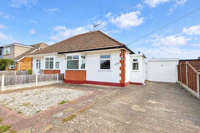 2-bed bungalow on 30 Waverley Road, Benfleet, Essex, £375,000