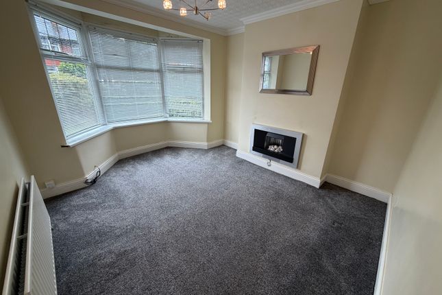 12, Mizpah Grove, Bury photo 5