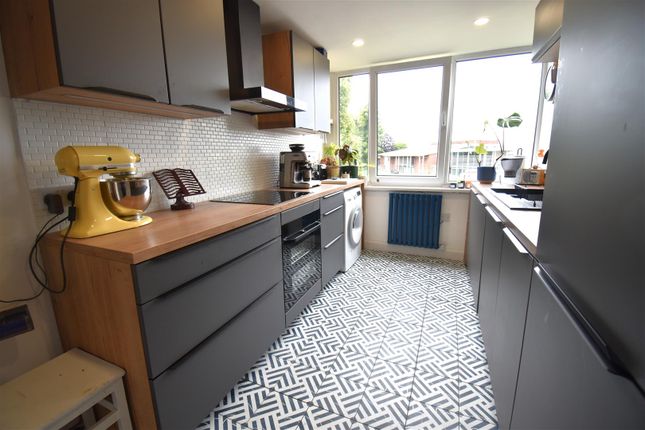 Flat 20, Grange Court Road, Henleaze photo 2