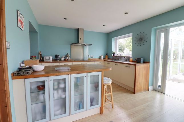 35, Cavendish Drive, Waterlooville photo 3
