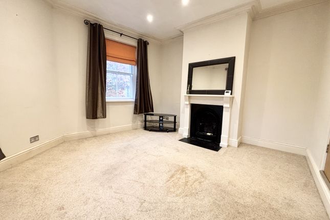 1, Hallowes Lane, Dronfield photo 5