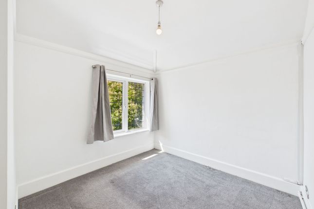Flat 9, Angmering Court, Littlehampton photo 4