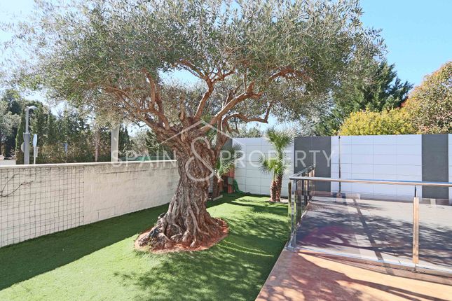 Villa for sale in Montserrat, Valencia (Province), Valencia, Spain