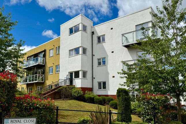 Thumbnail Flat for sale in Paget Road, Penarth