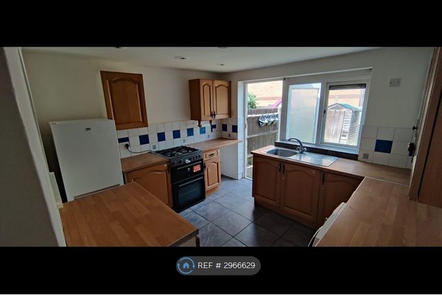 Coe Avenue, South Norwood, London photo 4