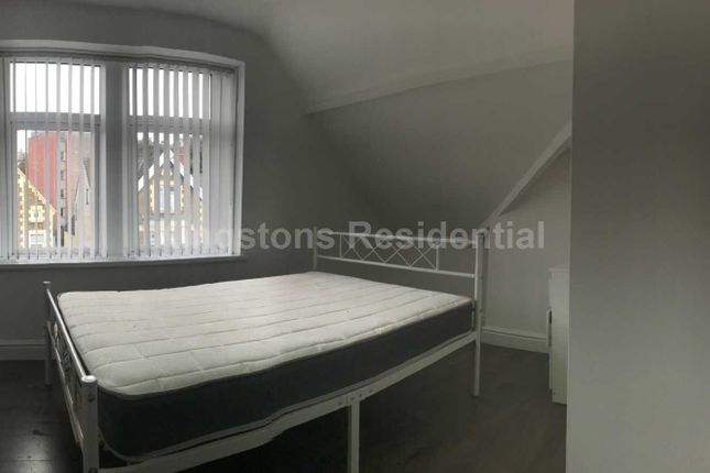 Flat to rent in Colum Road, Cathays