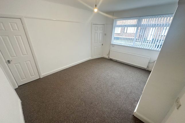 75, forfar road, Liverpool photo 2