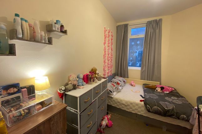 Flat for sale in Ripple Road, Barking