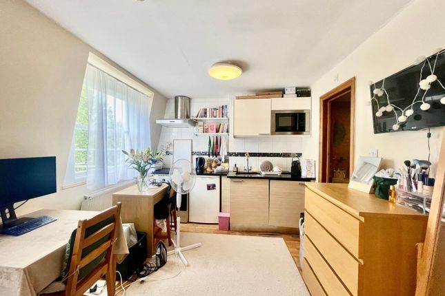 Studio to rent in Inverness Terrace, London