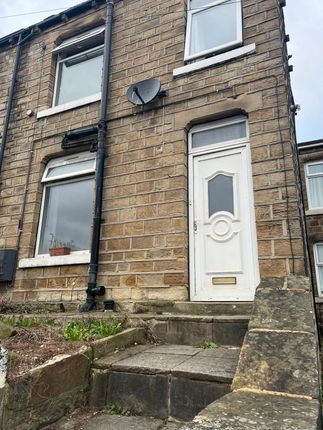 Thumbnail Terraced house to rent in Leeds Road, Huddersfield