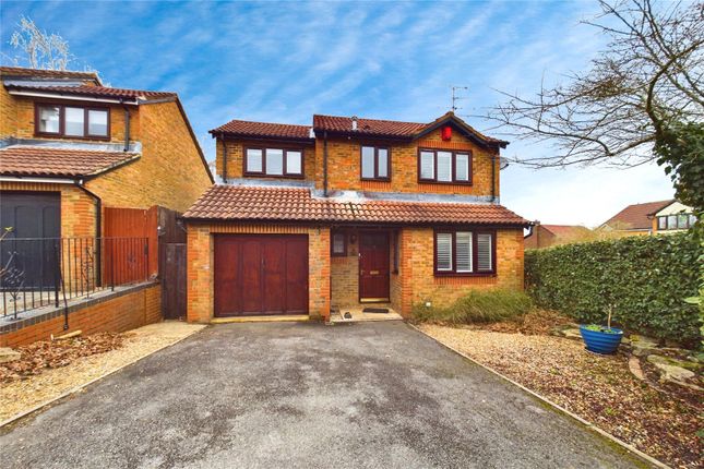 Thumbnail Detached house to rent in Lamden Way, Burghfield Common, Reading, Berkshire