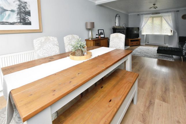 56, Beechfield, Coulby Newham, Middlesbrough photo 4