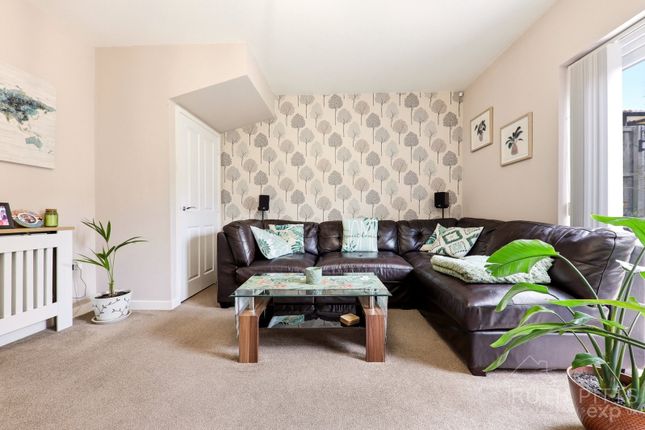 10, Mallard Way, Pontefract photo 4