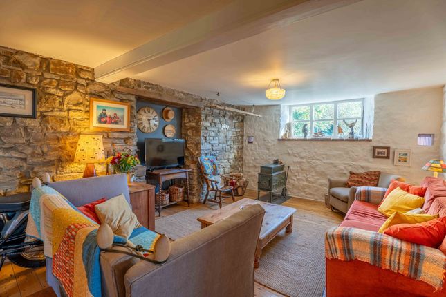 Old School, Llawhaden, Pembrokeshire photo 3