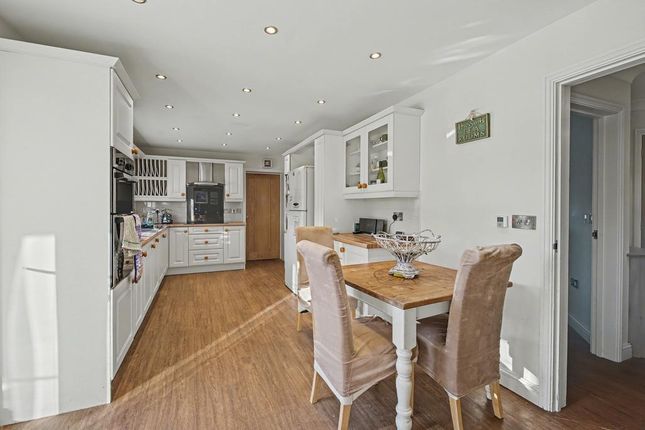 Pipers Lodge, Barton Road, Wisbech photo 3