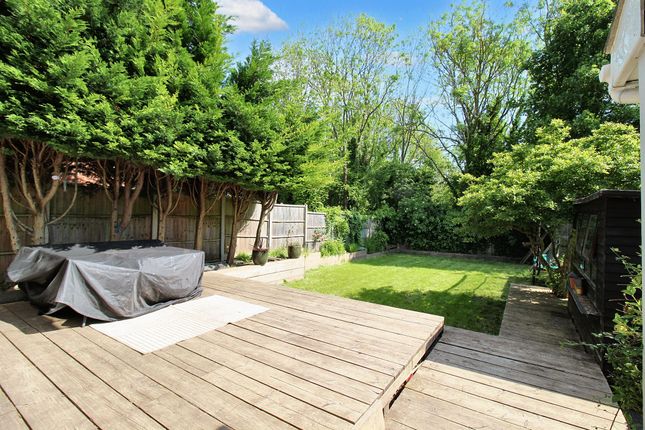 19 Copper Tree Court, Maidstone photo 5
