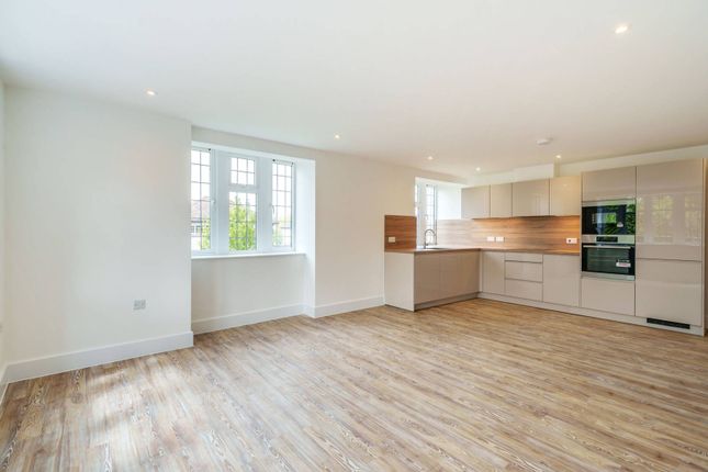 Flat for sale in Acorn Way, Orpington