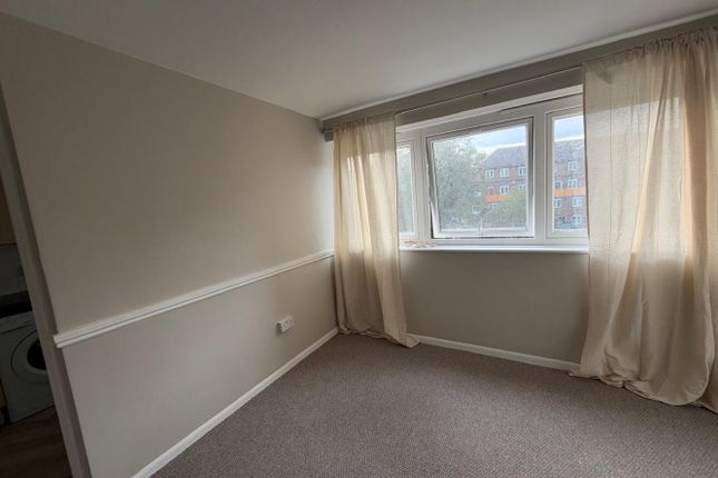 22 Arica House, Southwark Park Road, No Town Specified photo 5