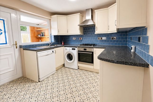 7, Stonechurch View, Nottingham photo 4