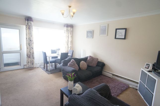 18 Shelbury Close, Sidcup photo 2