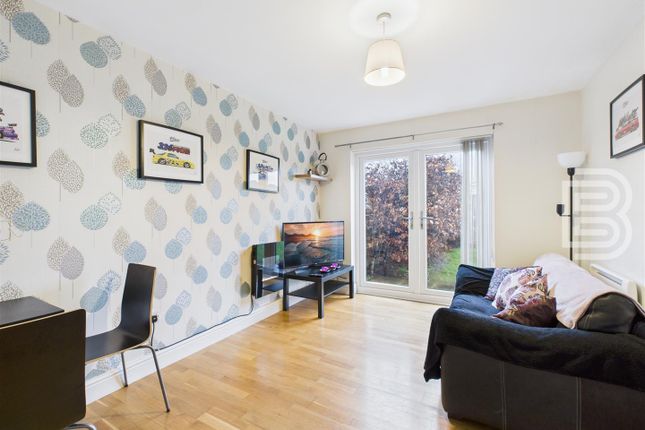 7 Village Mews, Bawnmore Road, Rugby photo 3
