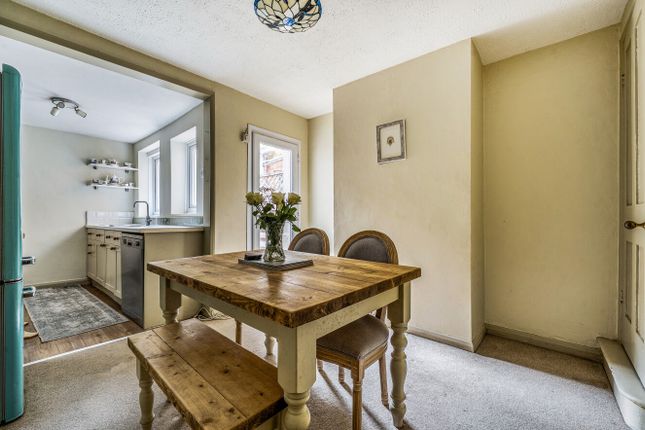 19, Eashing Lane, Surrey photo 4