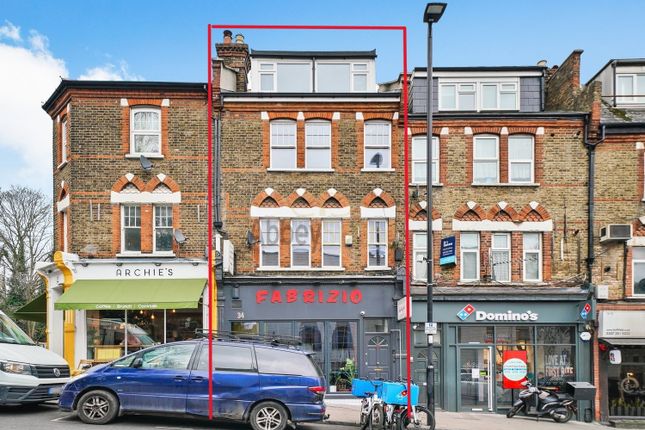 Thumbnail Terraced house for sale in Highgate Hill, London