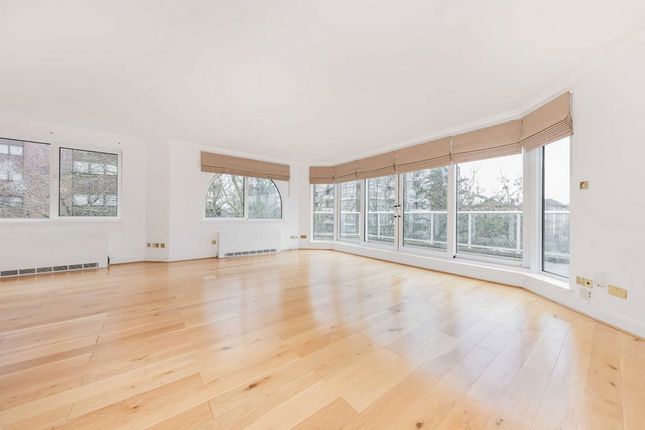 Thumbnail Flat to rent in Avenue Road, London