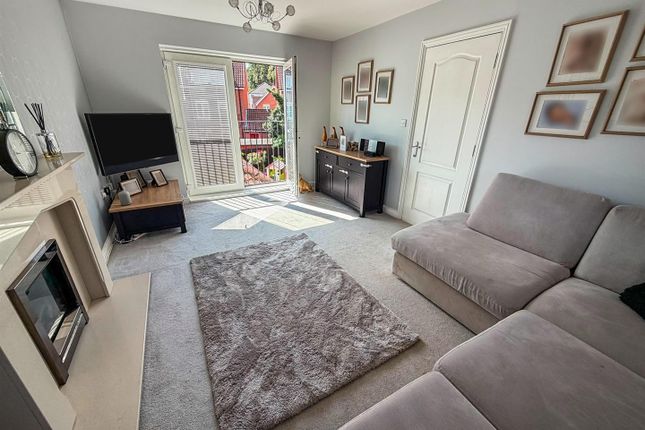 4, Evergreen Way, Mildenhall photo 3