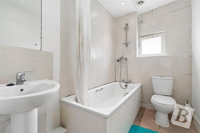 16O, Pickering Road, Barking photo 4