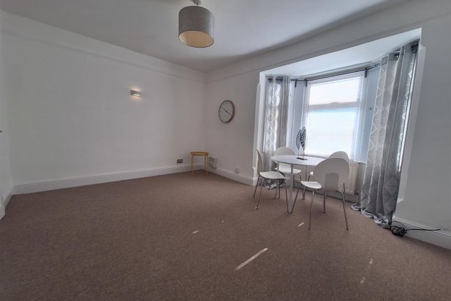 31A, Vastern Road, Reading photo 2