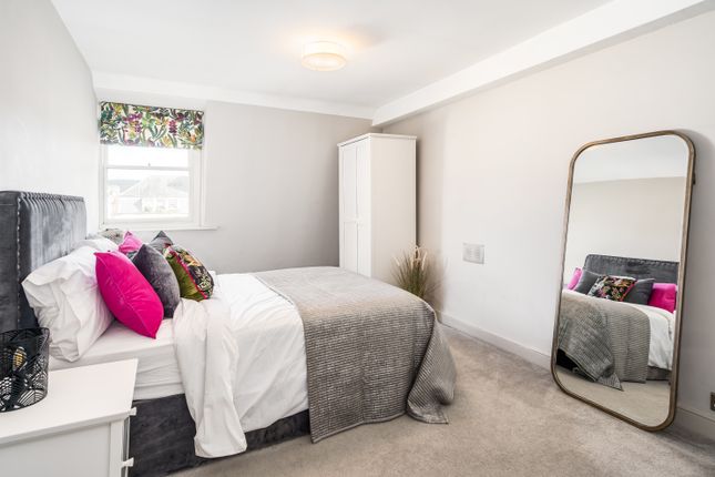 Flat to rent in Catharine Place, Bath