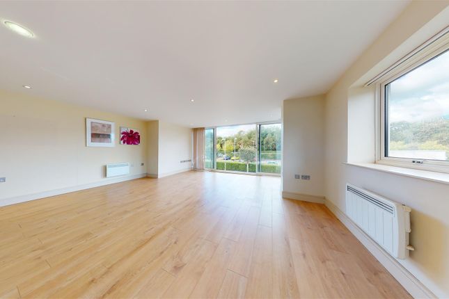 Flat for sale in Woodlands, Hayes Point, Sully