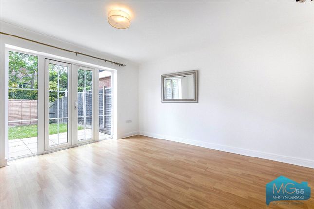 21, Arlington Green, Mill Hill photo 4