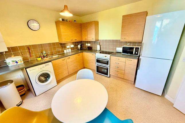 14 Bakery Close, Commercial Road, Pontypool photo 2