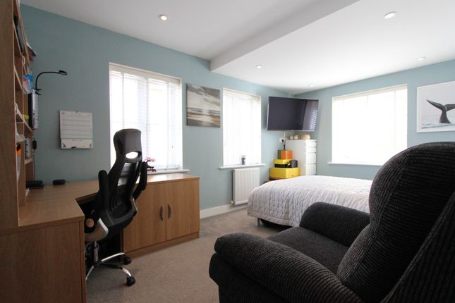 Town house for sale in Cannon Street, Deal
