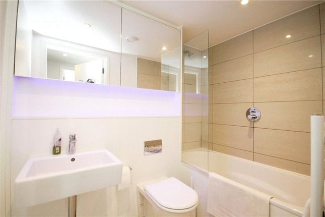 Apartment 57, 2, Hardwicks Square, London photo 5