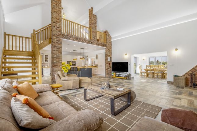 Tawny Lodge, Cheal Road, Spalding photo 3